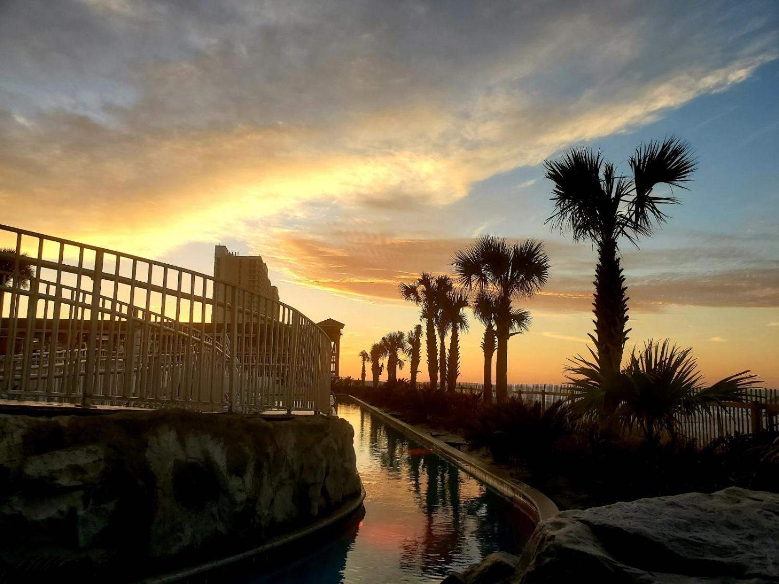 Holiday Inn Resort Panama City Beach By Ihg Esterno foto